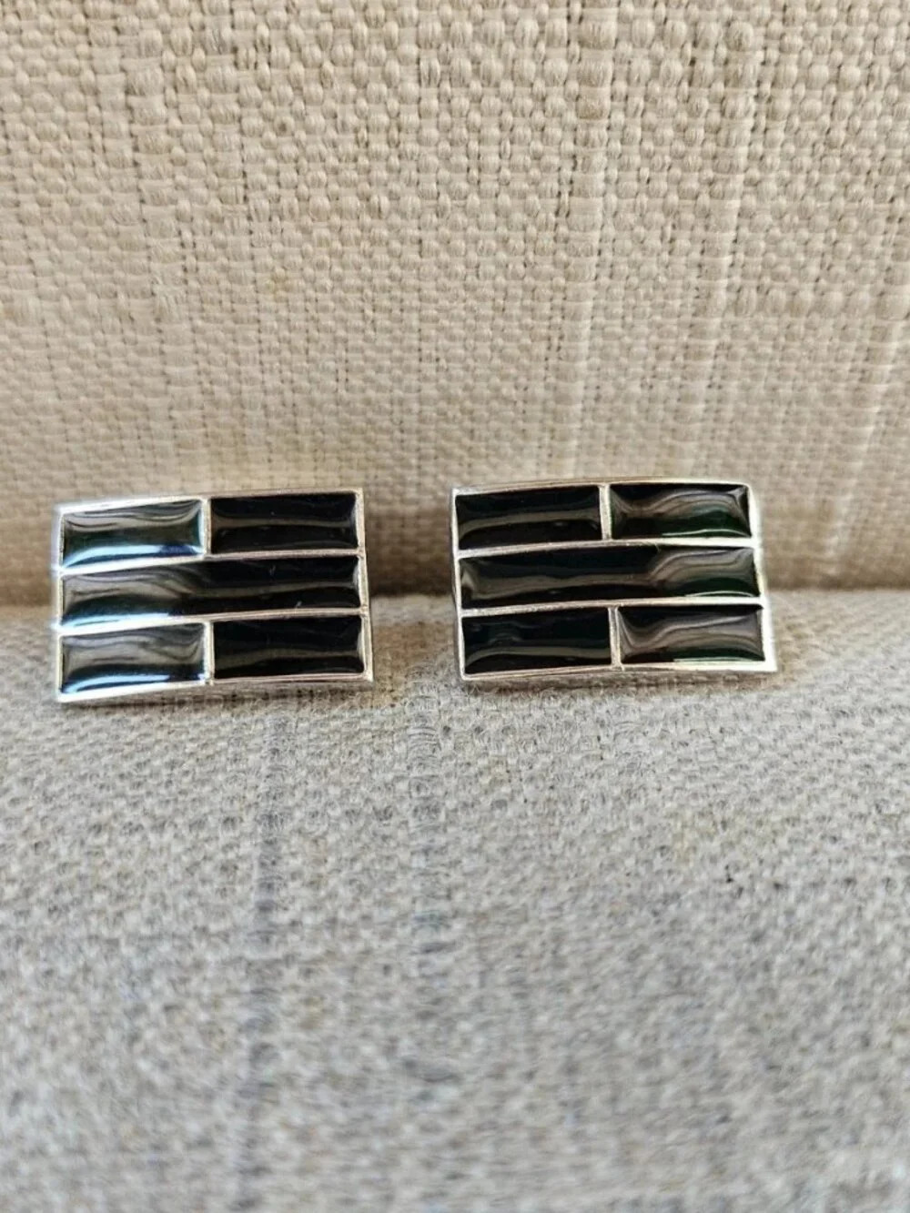 Bughatchi Cuff Link Father day Gifts Cufflinks Black/Silver Tone Stud Cuff Link